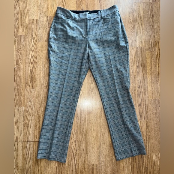 Express Pants - Picture 3 of 6